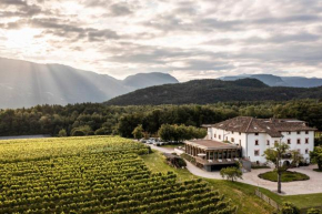 Hotel Ansitz Rungghof Appiano Sulla Strada Del Vino